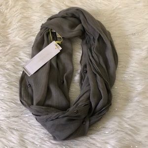 🦋BCBGeneration gray infinity loop scarf🦋